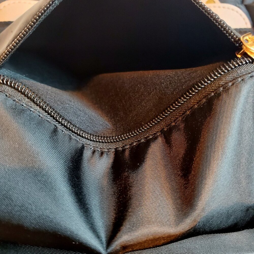 Backpack ๐ - Picture 9 of 11